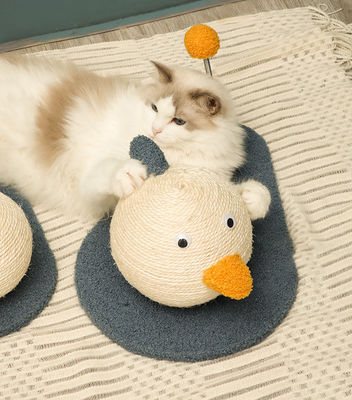 Кошка царапает утку Форма кошачьего дерева Сисаль Лестничная рама Царапание мяча Царапатель Клювная пластина